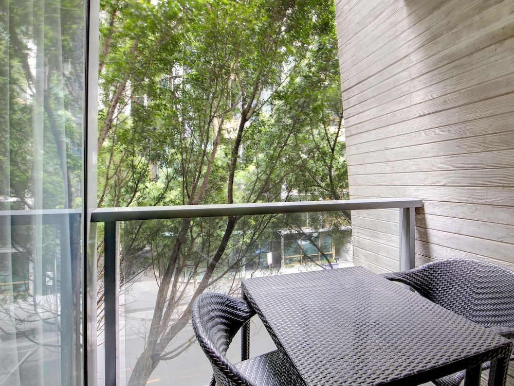 The Sebel Residences Melbourne Docklands 41/55