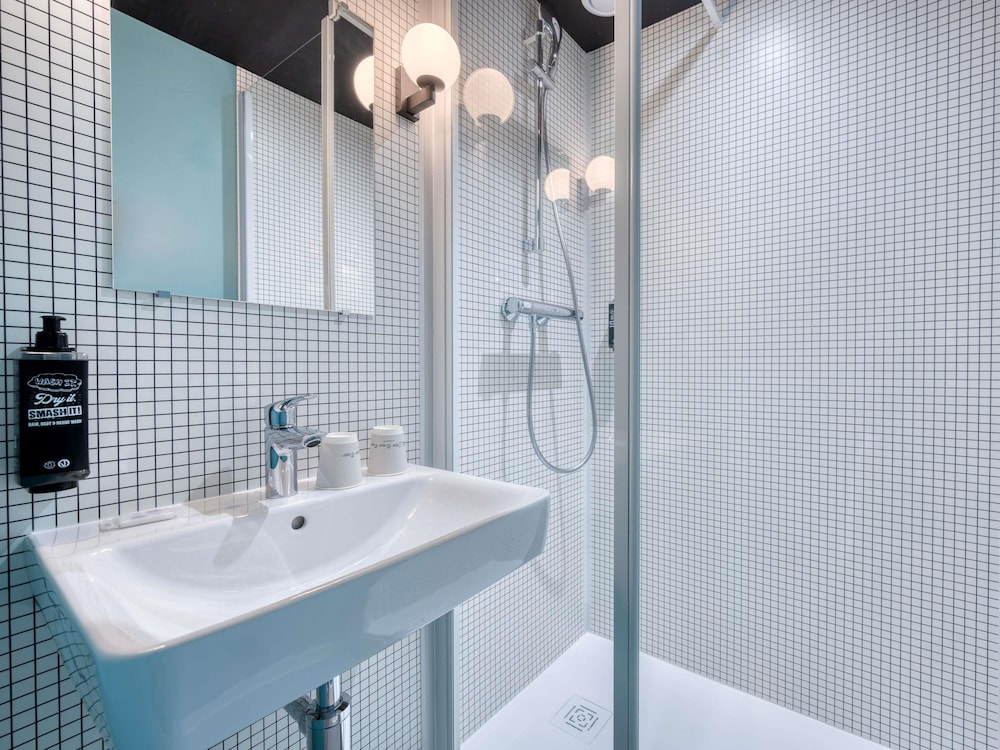 Ibis Budget Orly Chevilly Tram 7 45/47