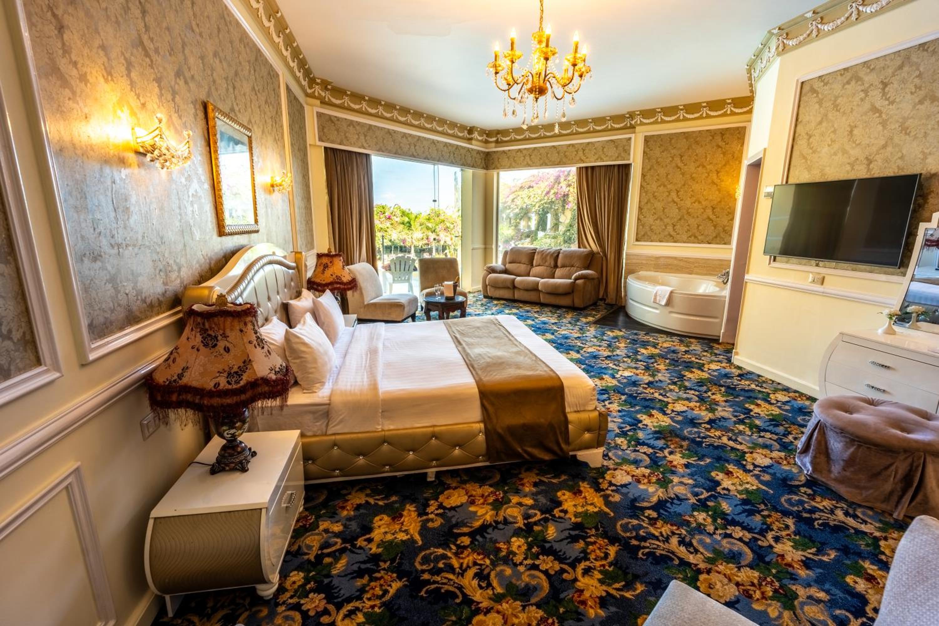 Imperial, Paradise, Suite, King Bed, Partial Sea View, Pool View, Sofa