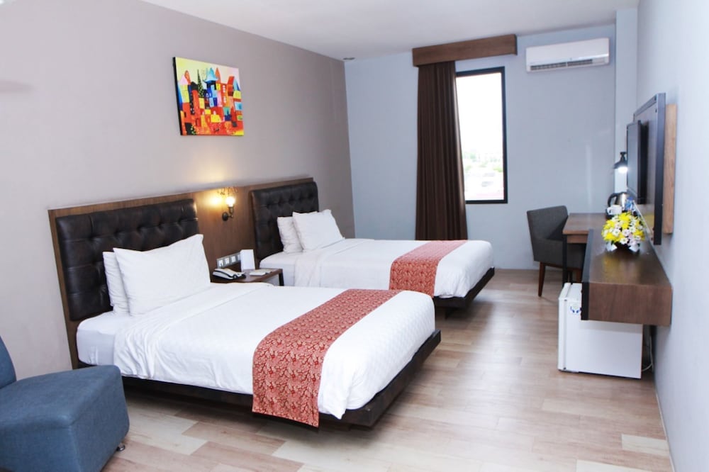 Grand Kangen Hotel Urip Sumoharjo 26/56