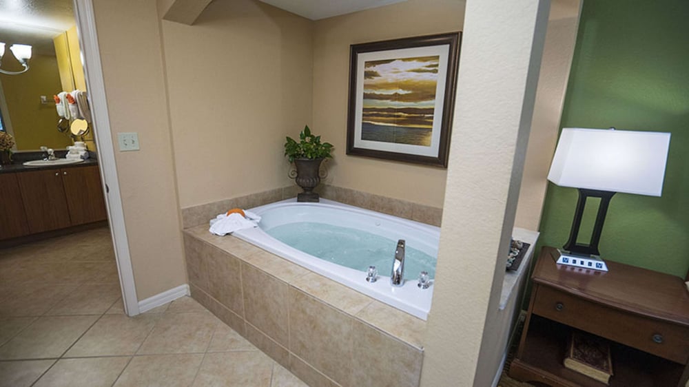 Mizner Place At Weston Town Center 20/69