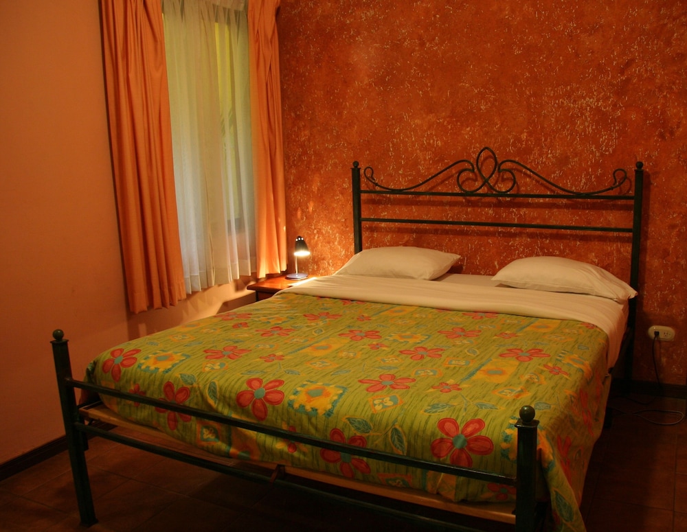 Fleur De Lys Hotel 23/61