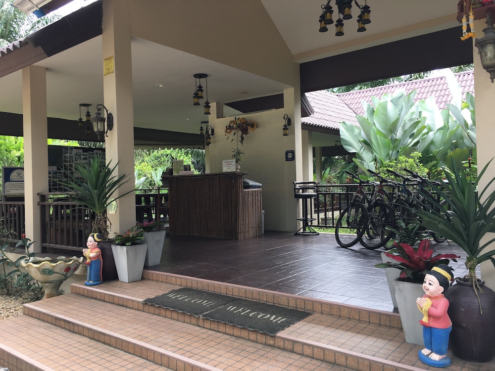 Khao Sok Palm Garden Resort 5/18