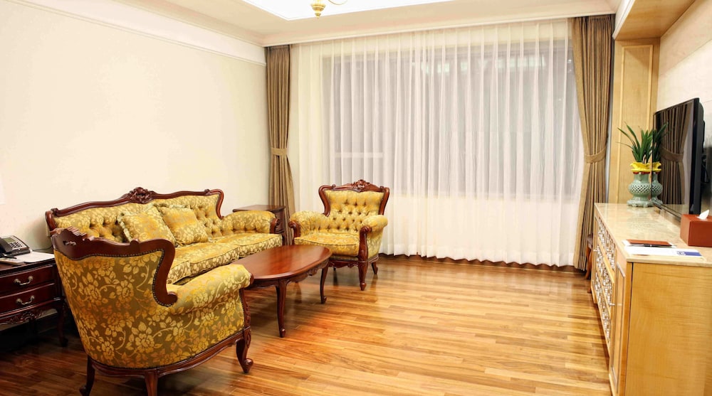 Fontana Beach Hotel 37/61