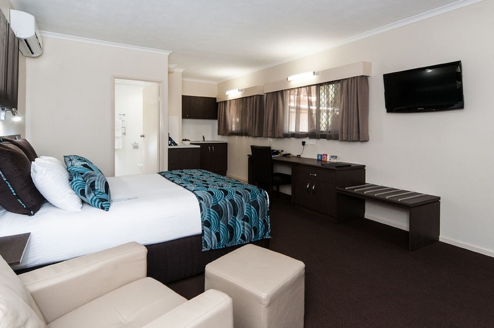 Quality Hotel Robertson Gardens 28/42