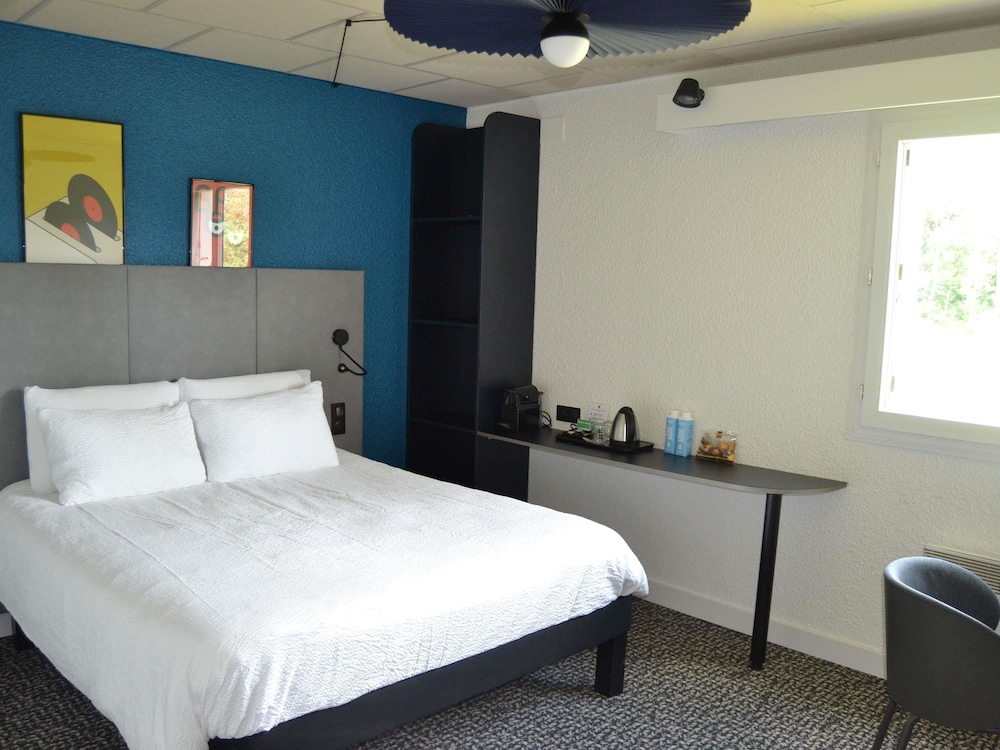 Ibis Egletons 27/74