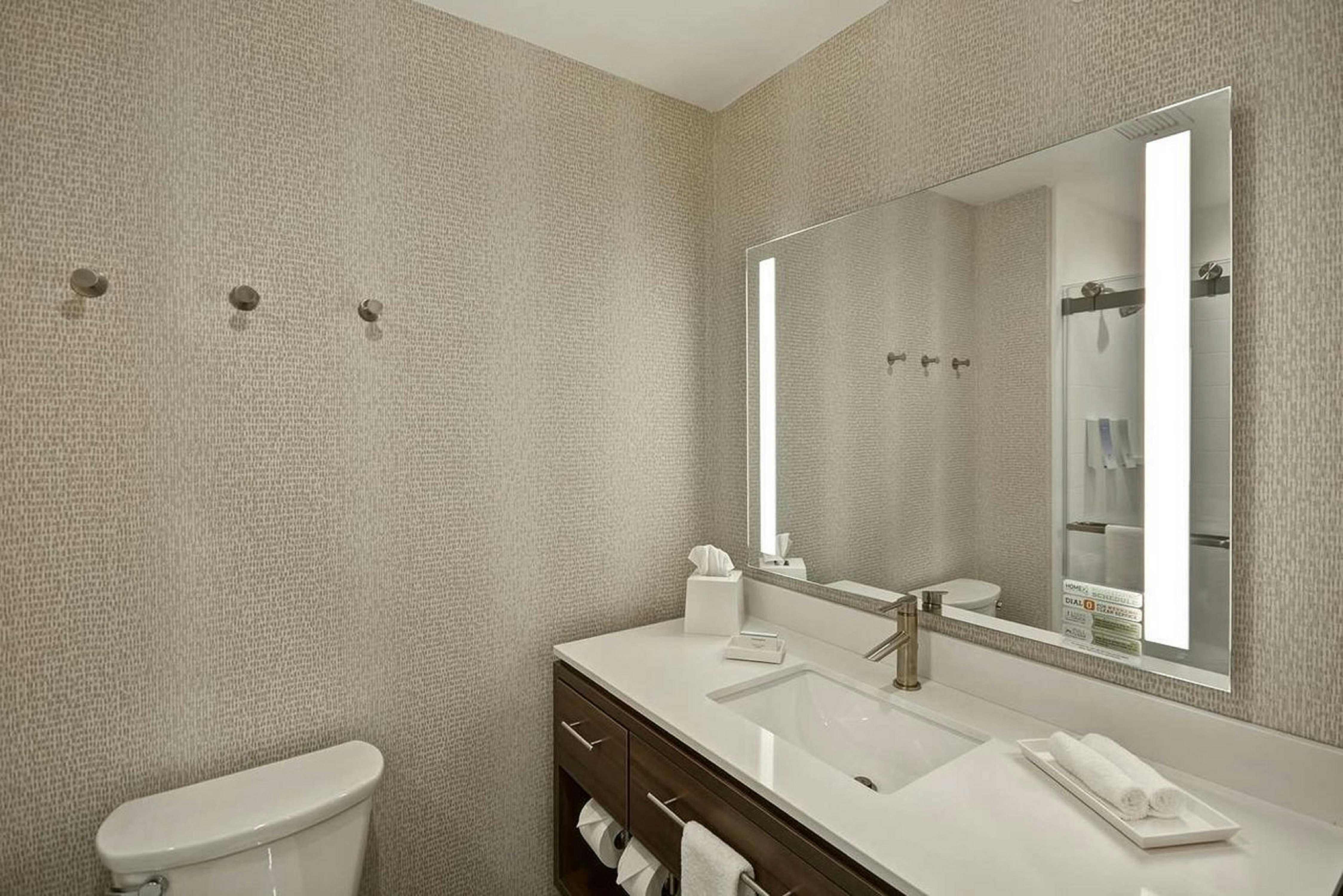 استوديو بسريرين كوين، Home2 Suites Troy Oh 4/7