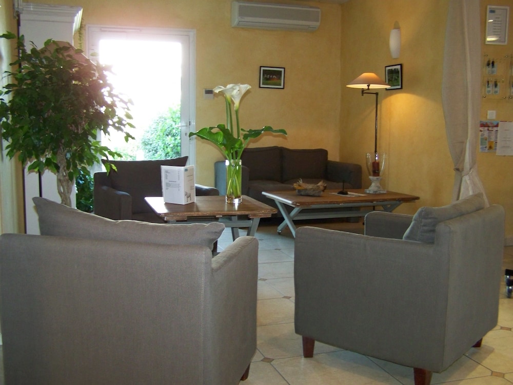 Brit Hotel Nogent Le Rotrou Hotel Du Perche 26/44