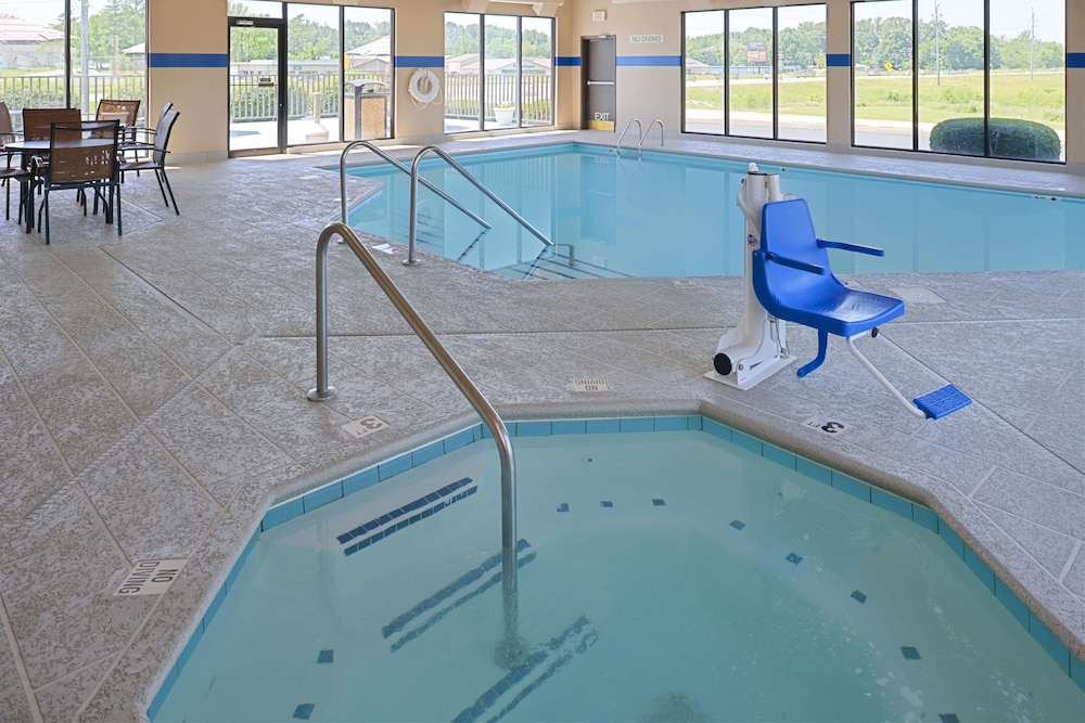 Hampton Inn Carbondale 23/40