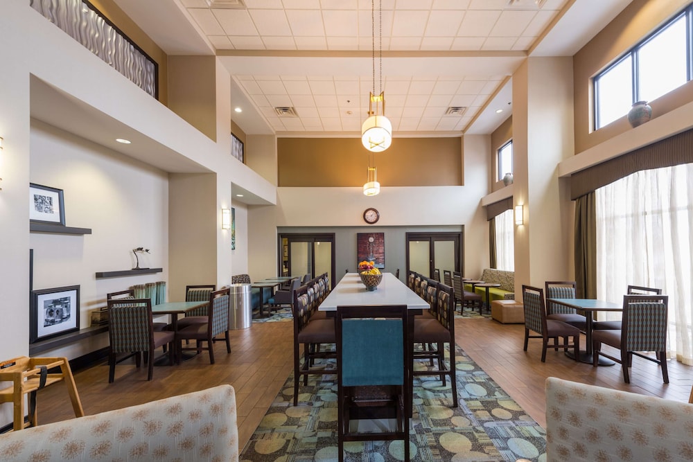 Hampton Inn And Suites Jamestown 29/37