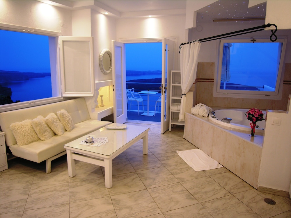 Aeolos Art and Eco Suites - Adults Only 87/109