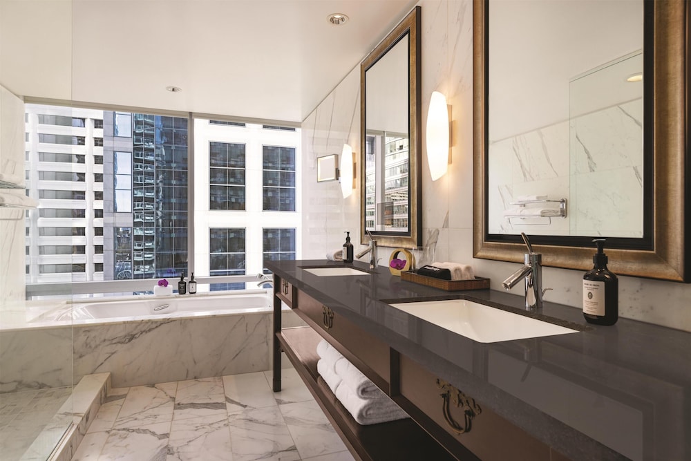Hyatt Vancouver Downtown Alberni