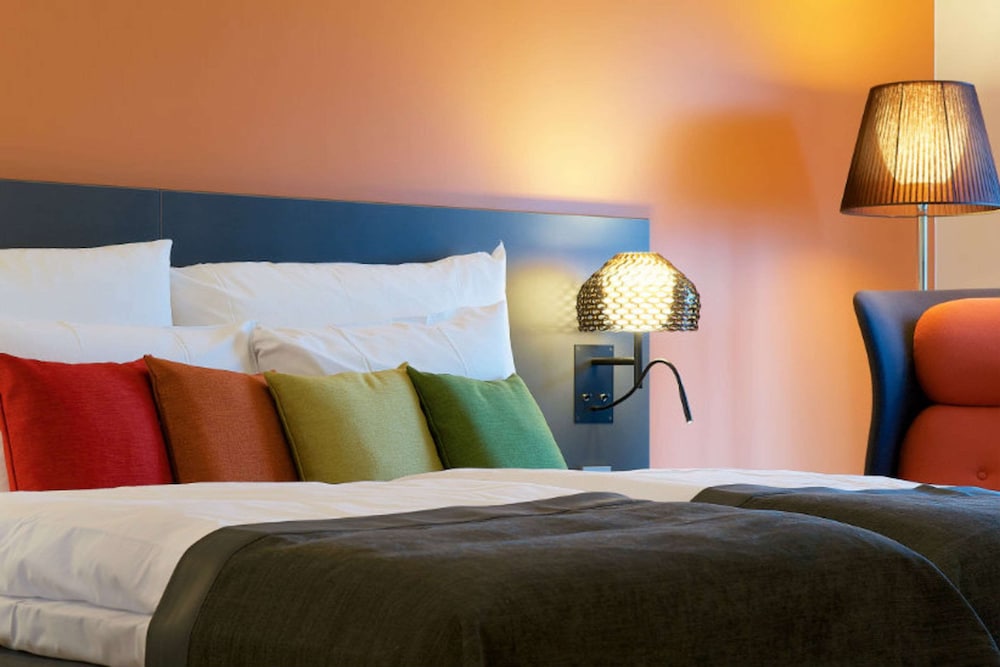 Clarion Hotel Energy 10/36