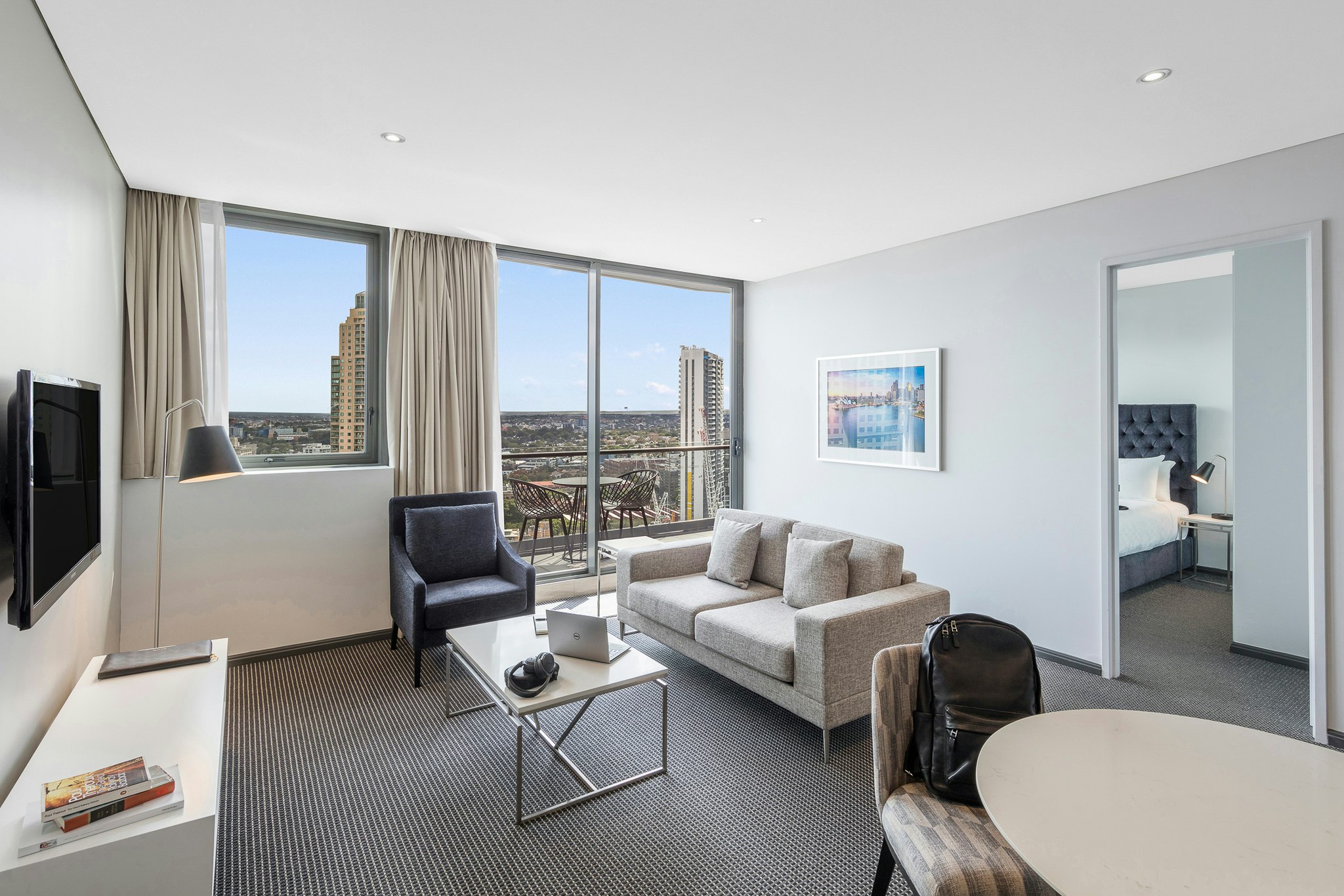 Meriton Suites Campbell Street 13/17