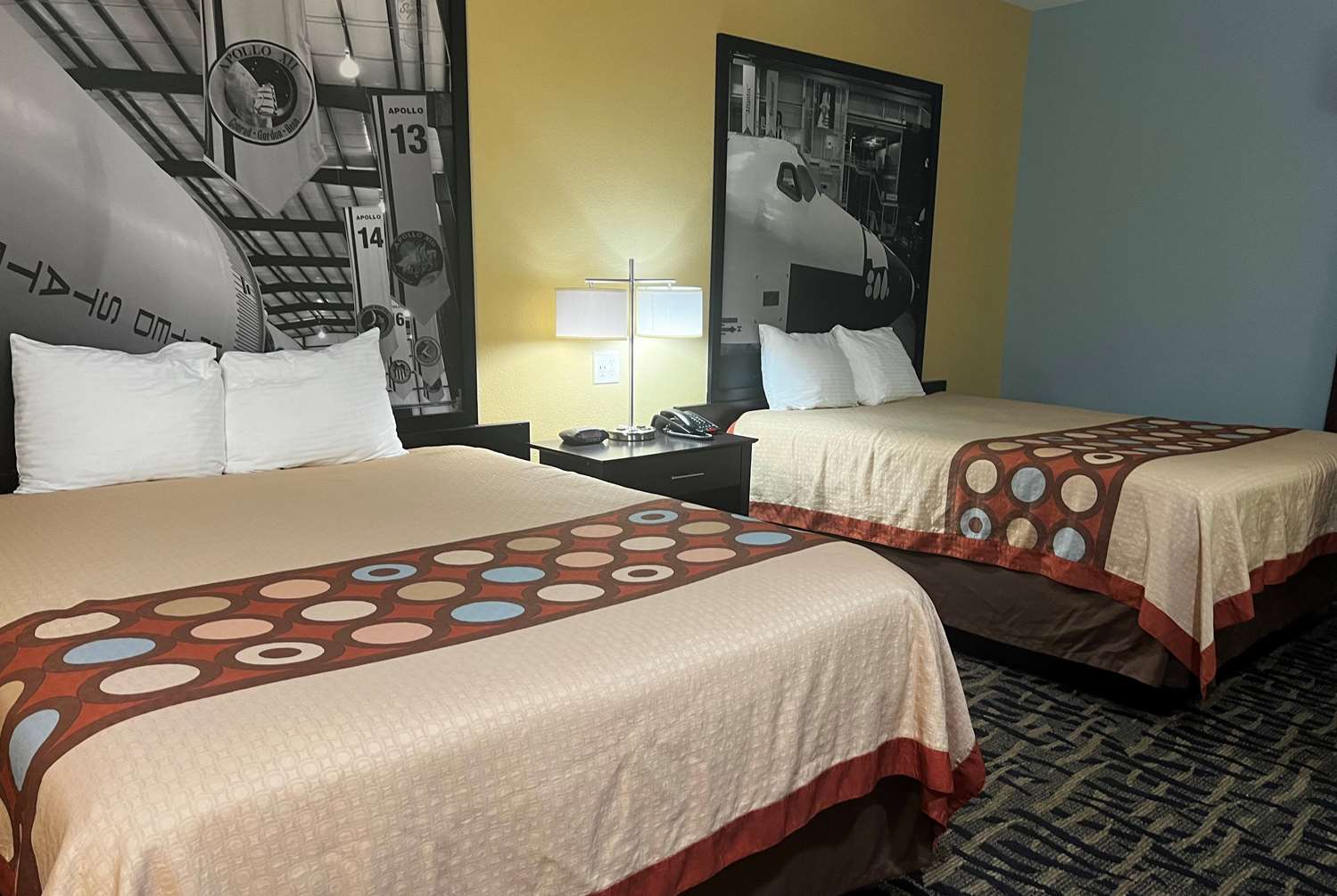 Super 8 by Wyndham Pasadena 6/25