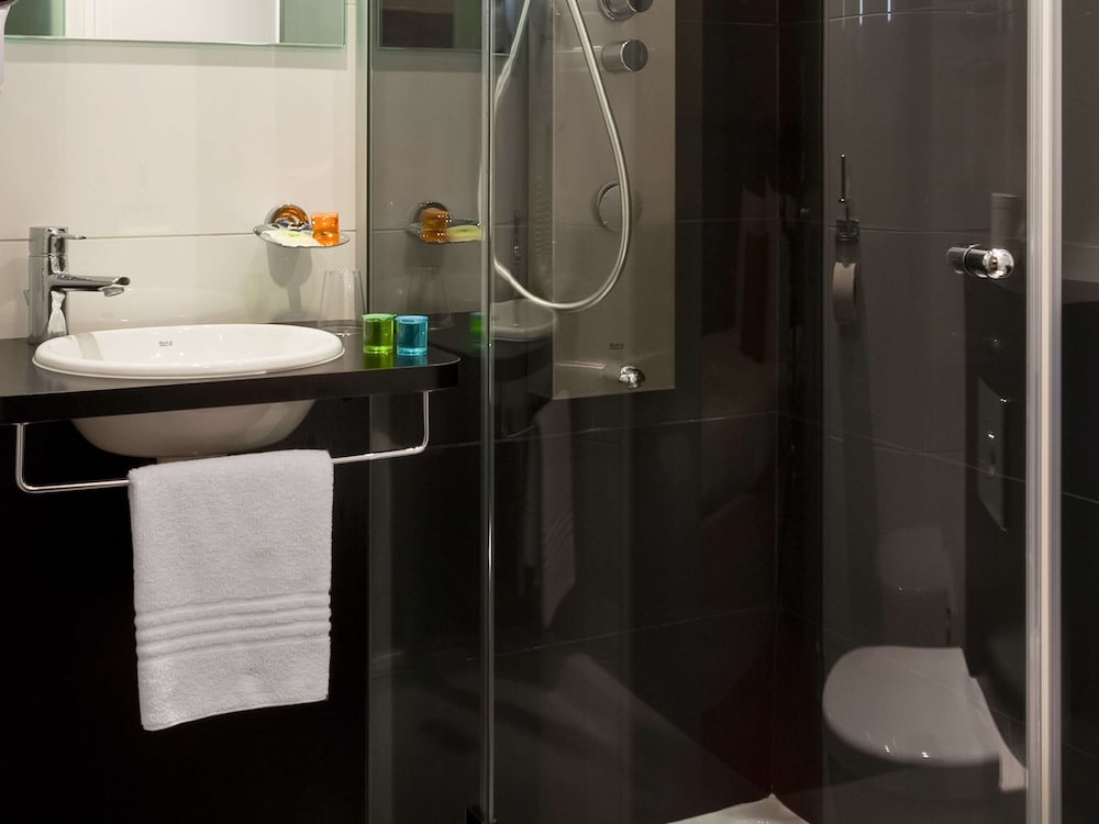IBIS STYLES RENNES CENTRE GARE NORD 64/67