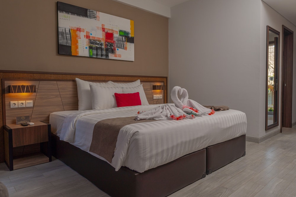 SUPERIOR ROOM