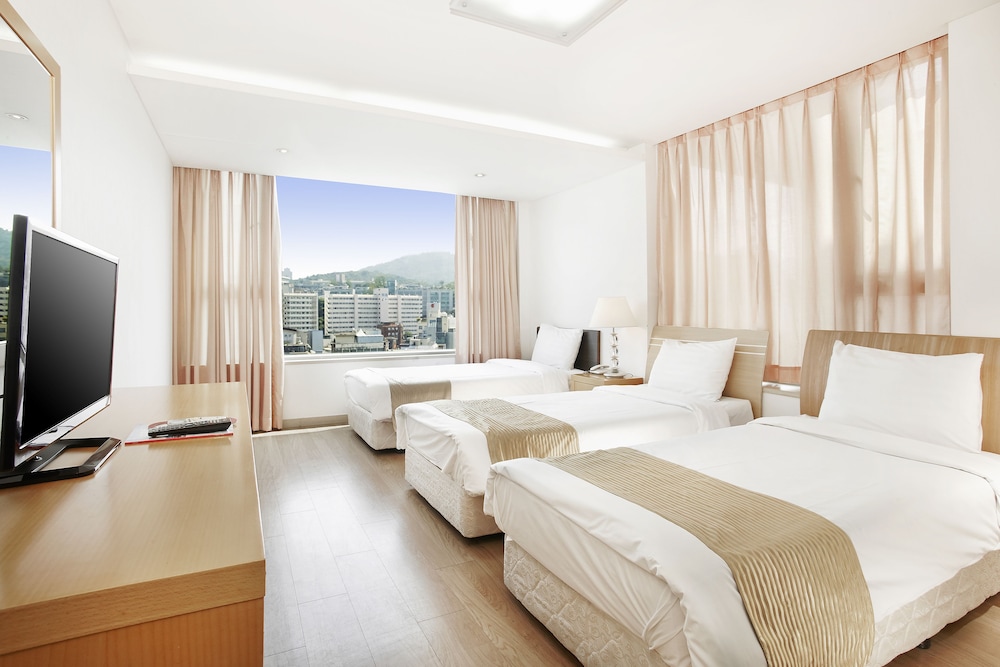 Hyundai Residence 37/62