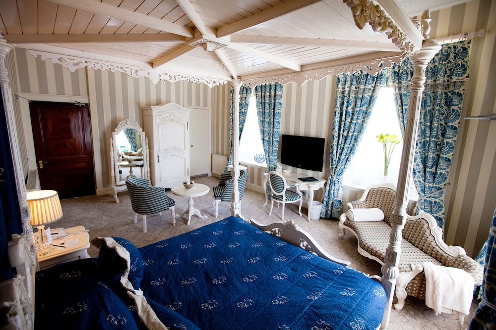 Ringwood Hall Hotel & Spa, BW Signature Collection 26/48