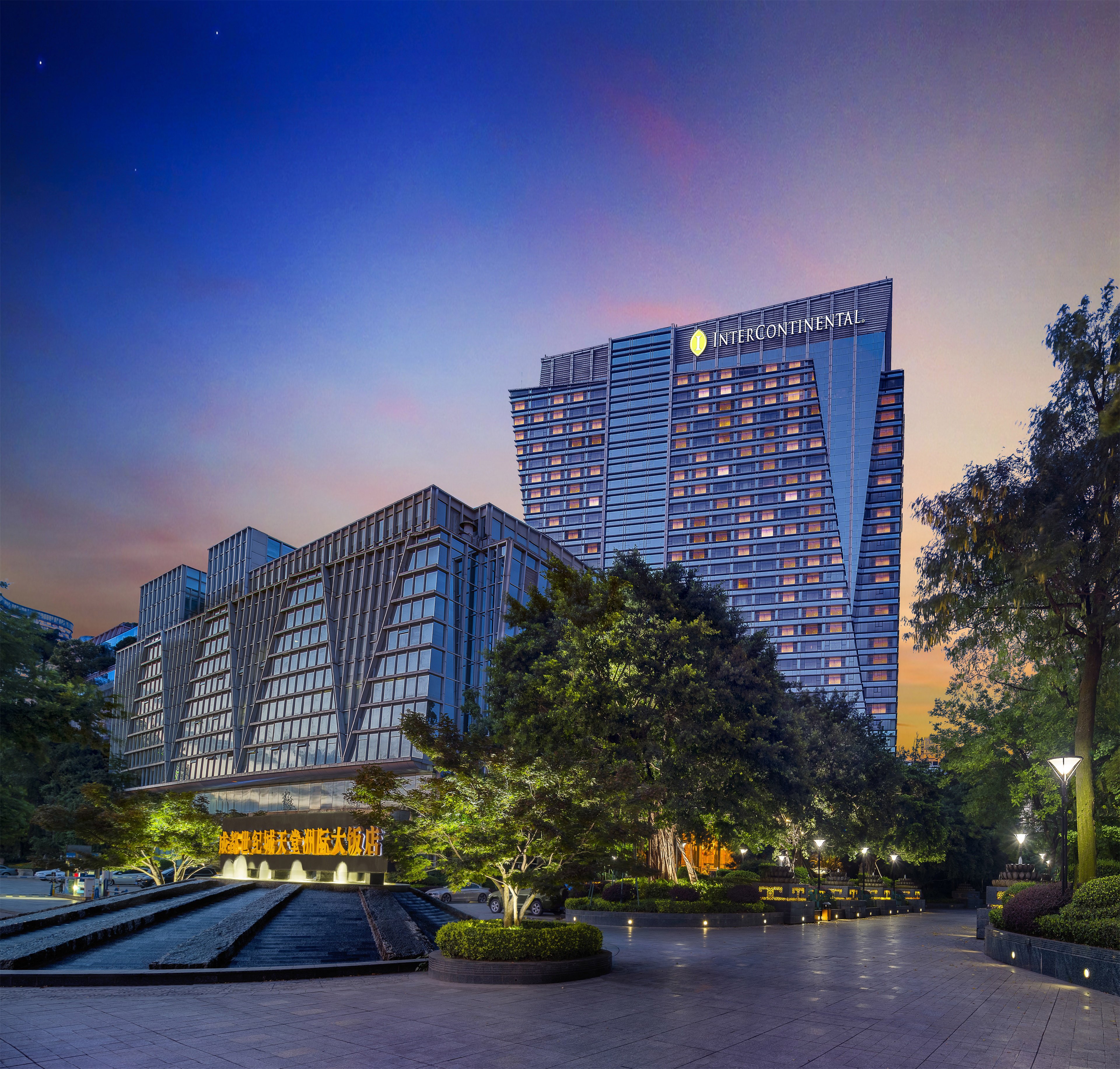 Intercontinental Chengdu Century City 6/82