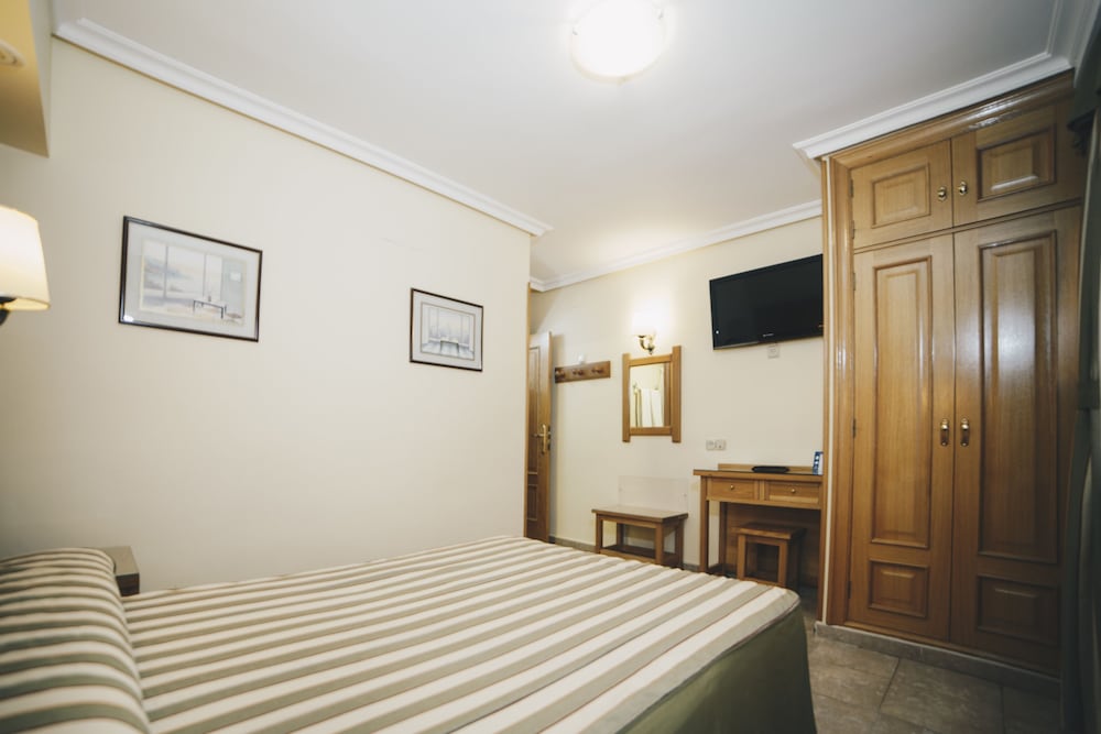 Hostal Los Gavilanes 2 14/50