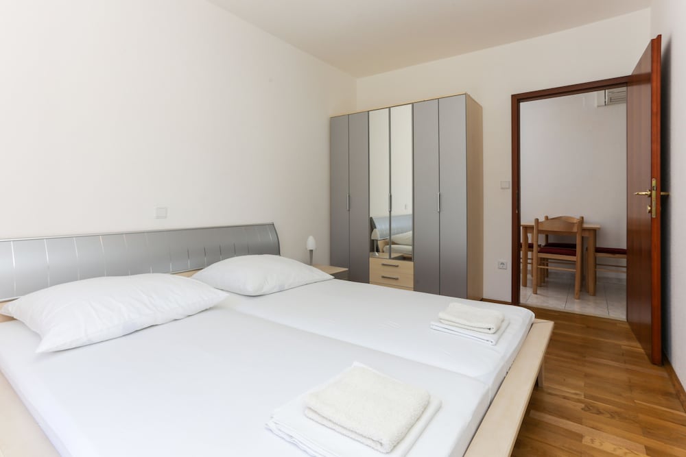 2 BEDROOMS, APARTMENT, SEA VIEW, BALCONY