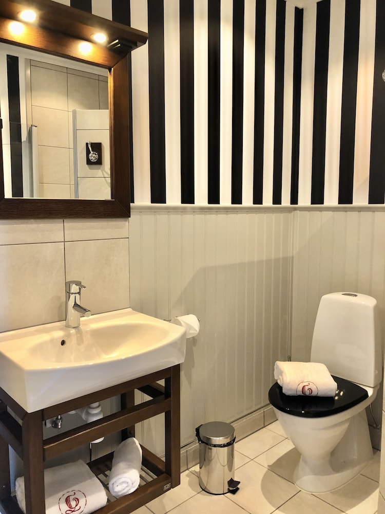 Gammelgarden Hotell 42/44