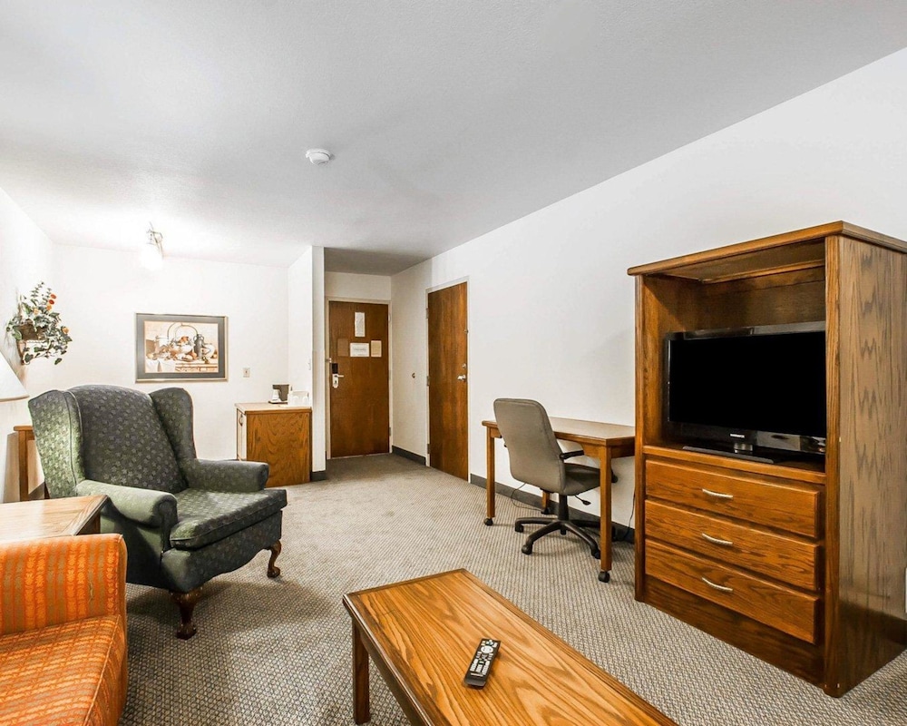 Quality Inn & Suites North Springfield MO 31/45