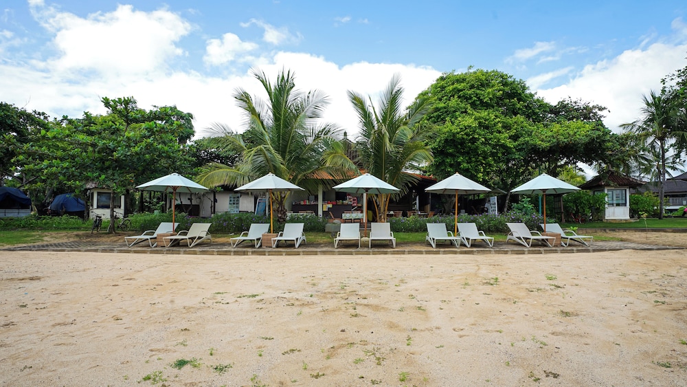 Grand Whiz Hotel Nusa Dua 60/75