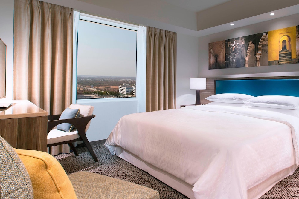 Sheraton Hyderabad Hotel 17/71
