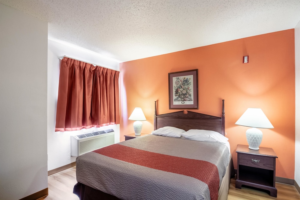 Motel6 Saukville, WI 20/54