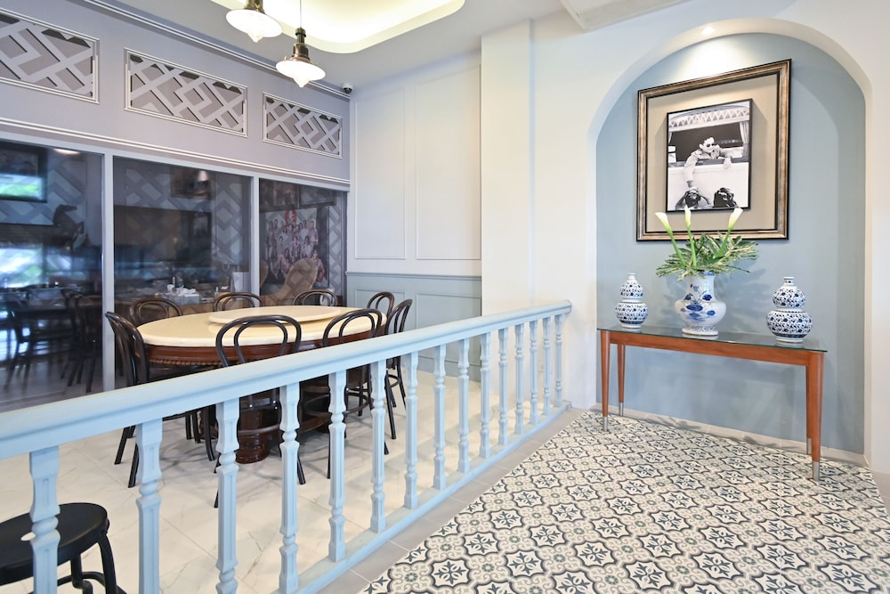 The Krungkasem Srikrung Hotel 9/65