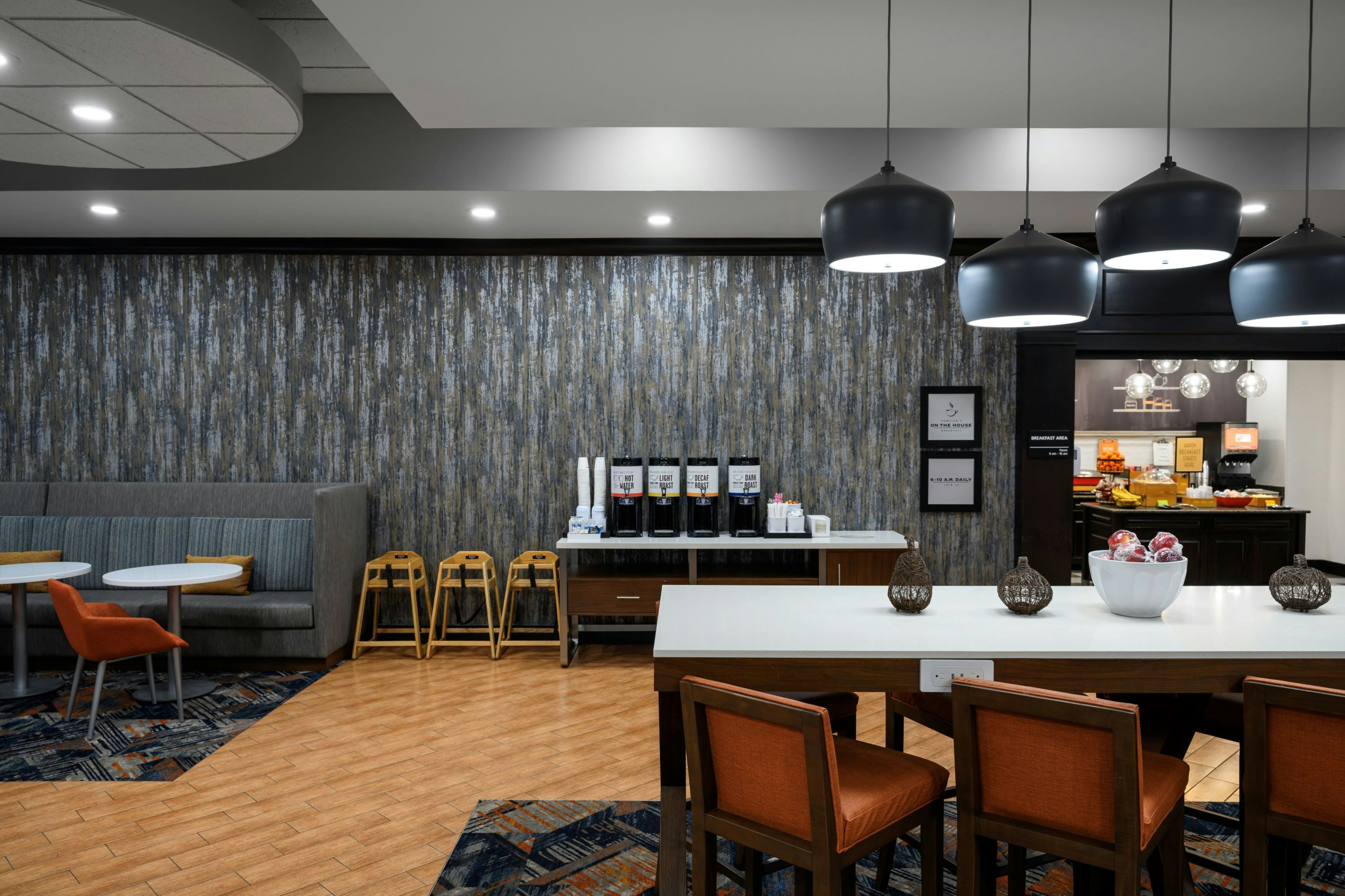 Hampton Inn Evansville Airport 38/70