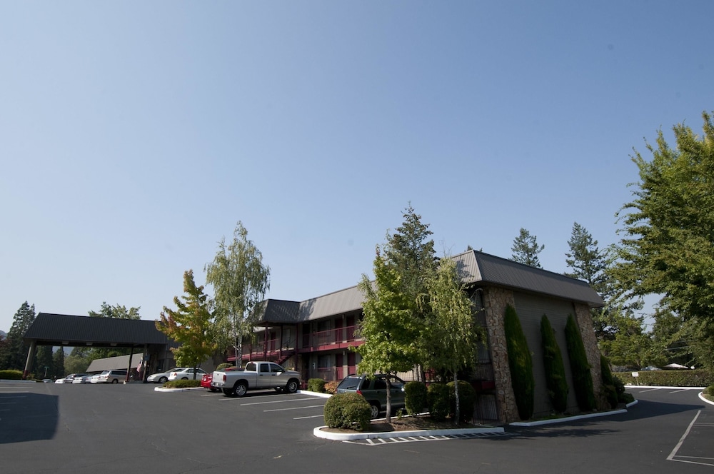 Flagship Inn of Ashland 9/72