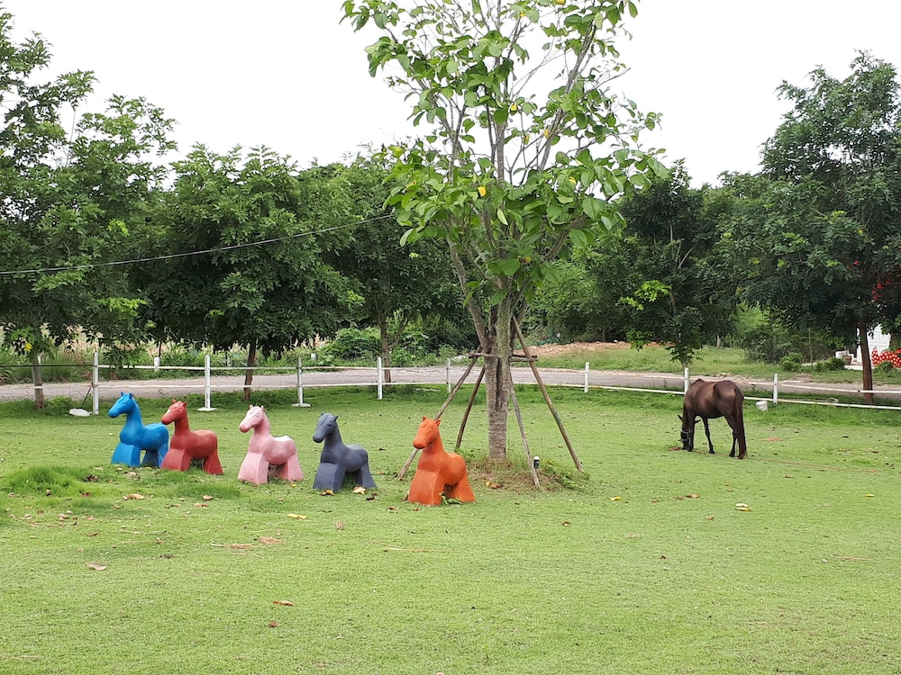 Rai Phurak Resort 40/50