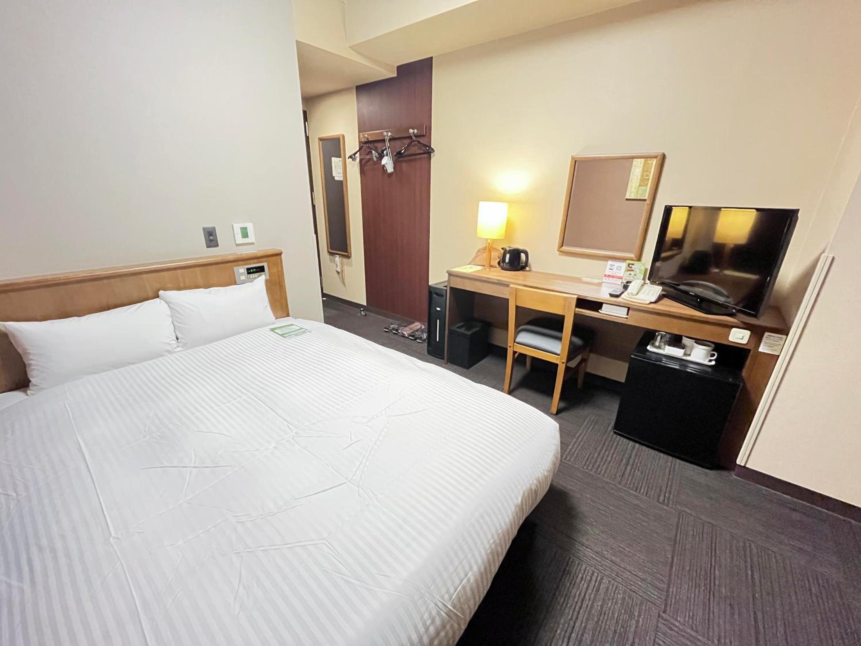 Room, Double Bed