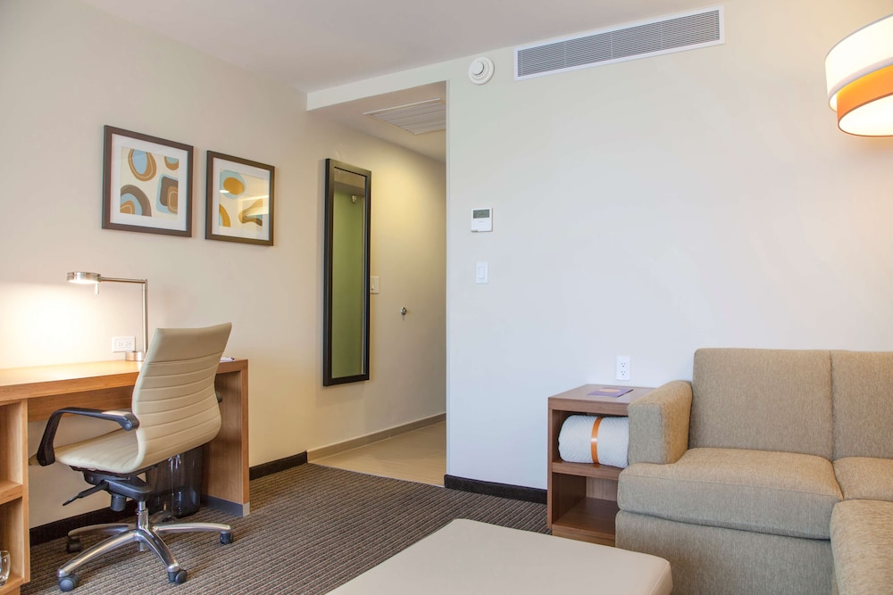 Courtyard by Marriott La Paz Baja California Sur 47/59