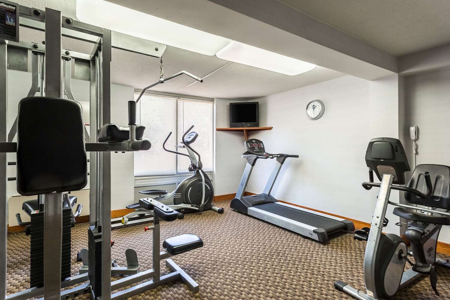 Studio 6 Suites Tupelo MS North 20/37