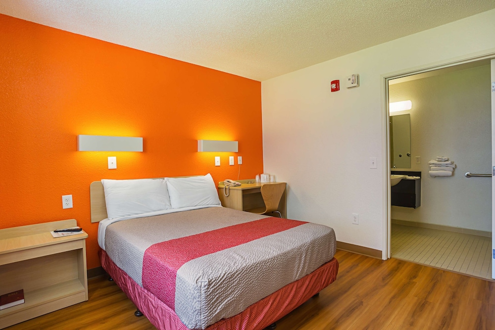 Motel6 Yuma, AZ - East 37/66