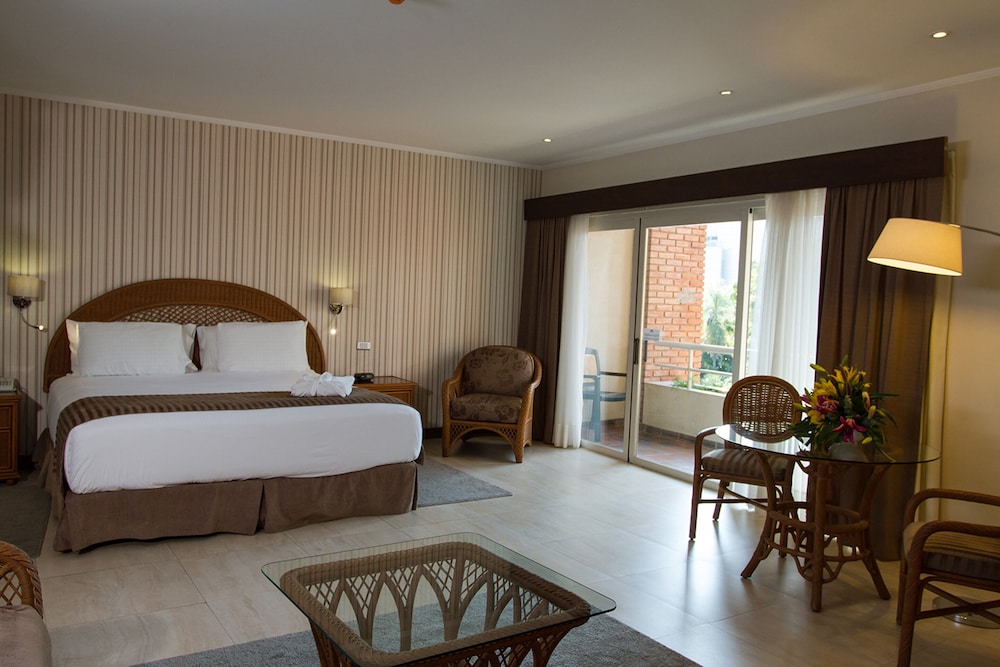 جناح بسرير كينج