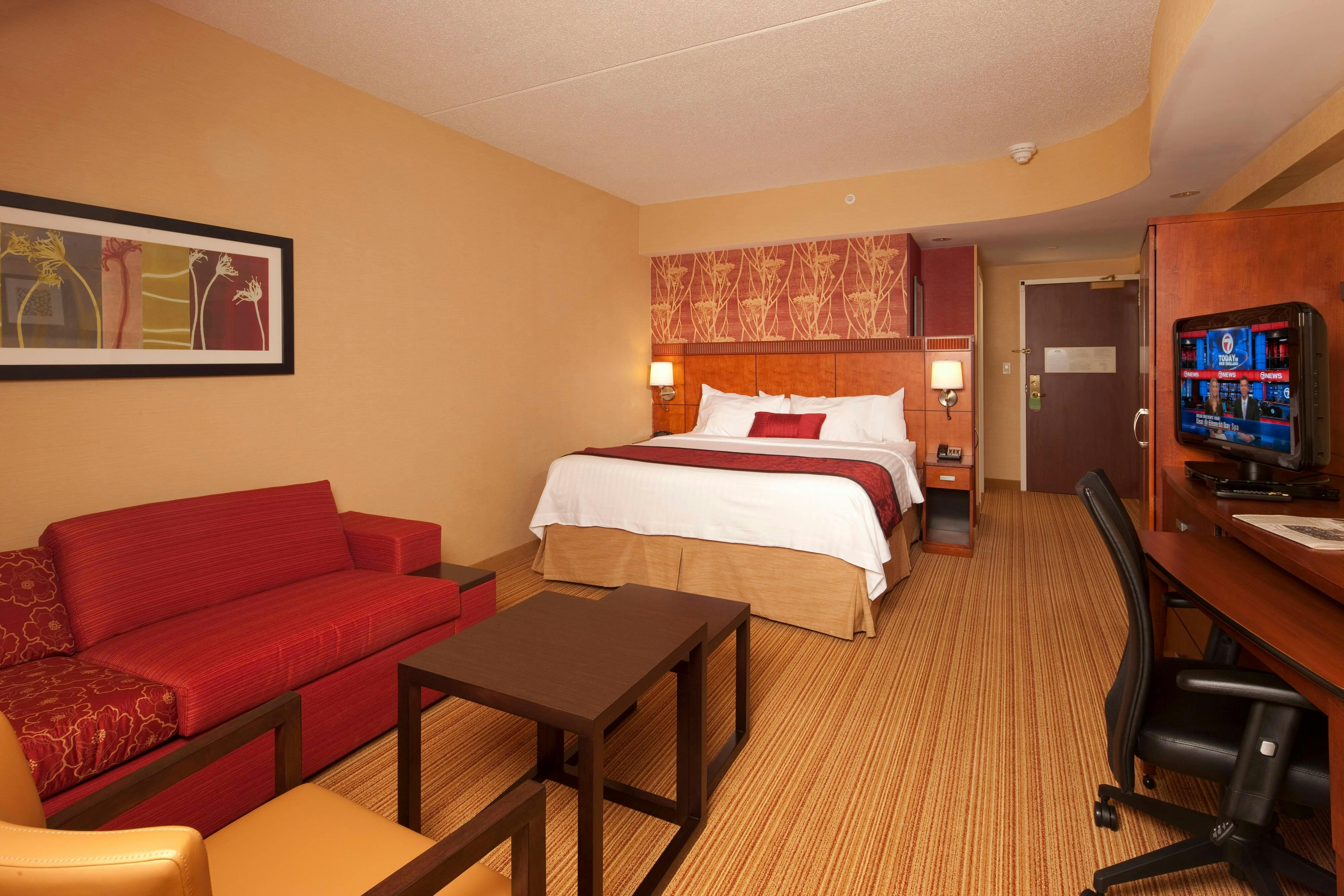 Courtyard by Marriott Boston Waltham 5/18