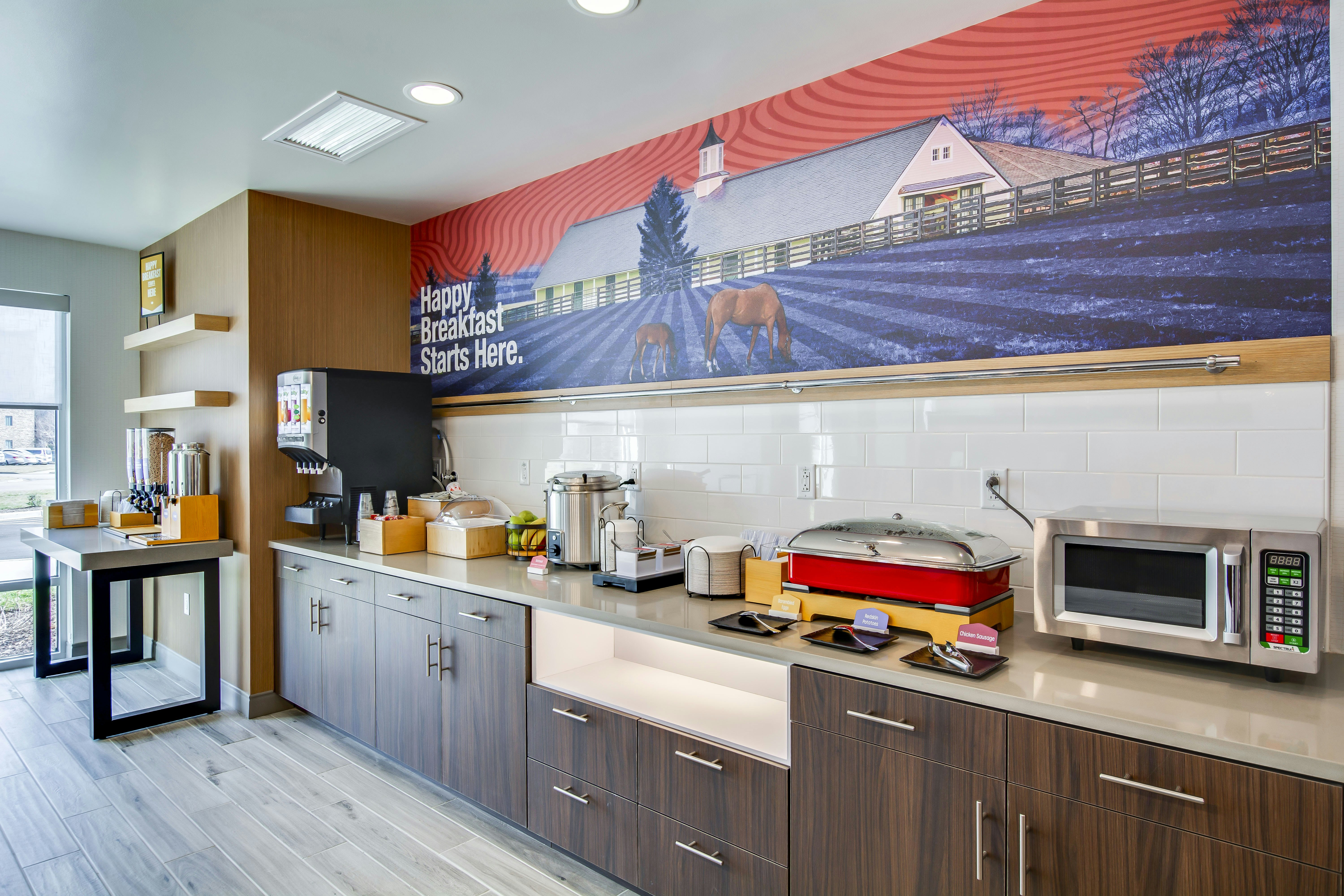 Hampton Inn & Suites by Hilton Louisville East Oxmoor 7/19