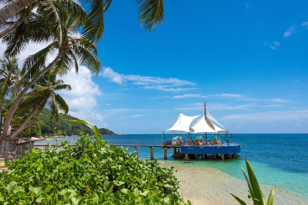 Coco de Mer Hotel and Black Parrot Suites 44/79