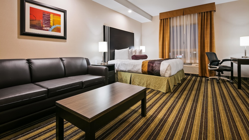 Best Western Plus Drayton Valley All Suites 33/41