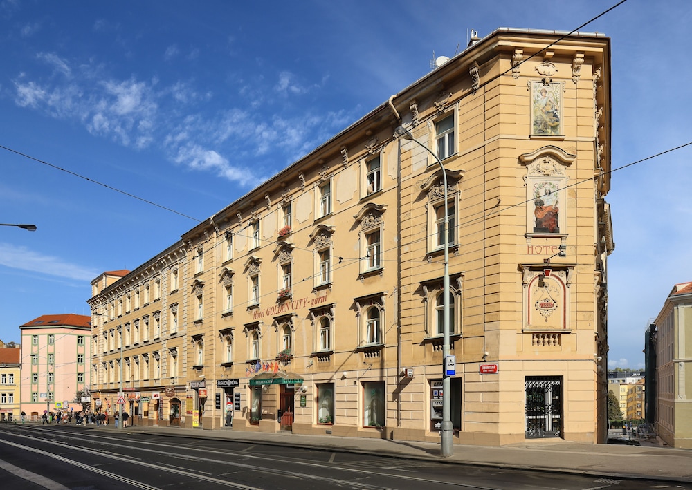 Hotel Golden City Garni 6/55