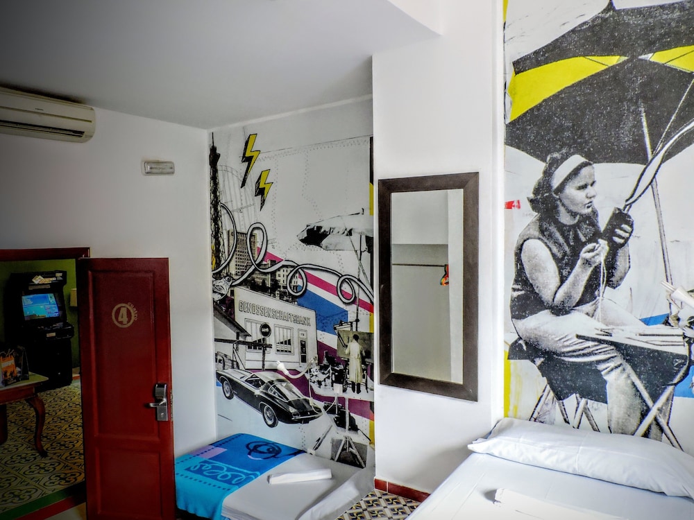 Home Youth Hostel 50/73