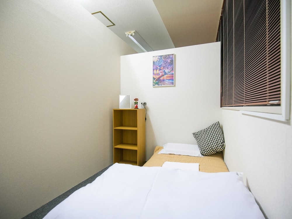 123Guest House 11/50