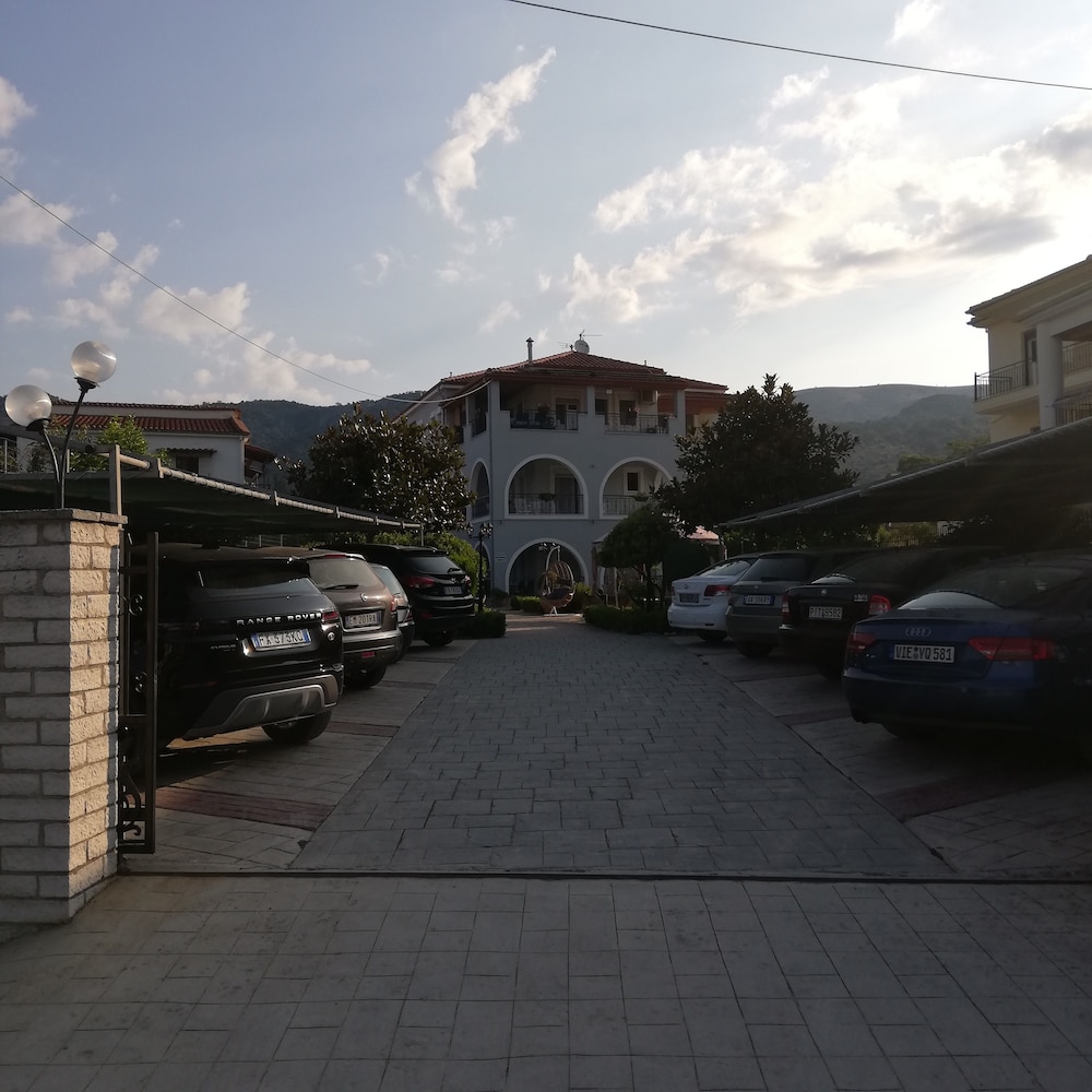 Delphin Rooms Sivota 20/50