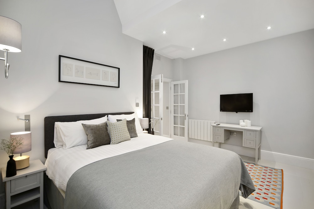 3 Bedrooms, Low Floor, Apartment, King Bed, 1 Queen and 1 Single Bed, Ground Floor