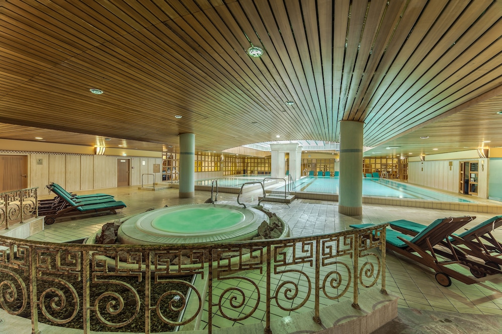 Verdi Budapest Aquincum 36/66
